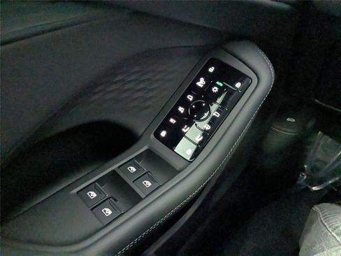 Used 2025 Audi A5 2.0T Premium Plus w/ Premium Plus image 17