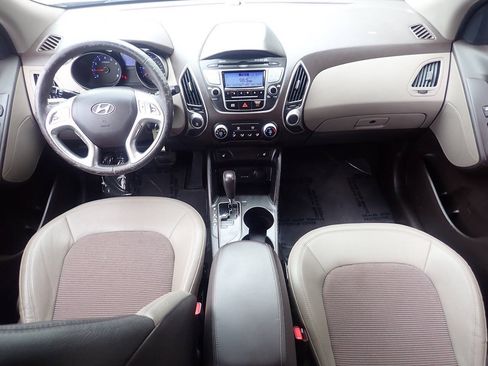 Used 2012 Hyundai Tucson GLS AWD/4WD image 11