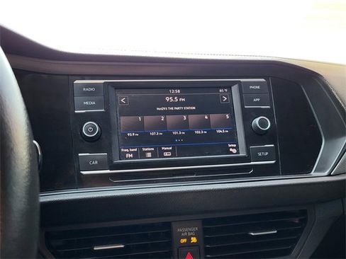 Used 2019 Volkswagen Jetta S w/ Driver Assistance Package image 8