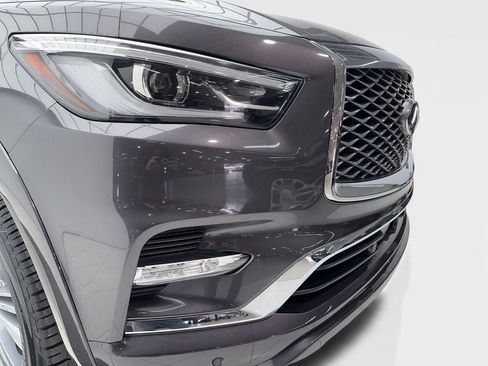 Used 2024 INFINITI QX80 Luxe image 3