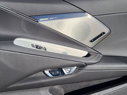 Used 2023 Chevrolet Corvette Stingray Premium Cpe w/ Z51 Performance Package image 18