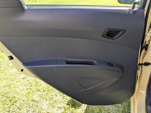 Used 2014 Chevrolet Spark LS image 22