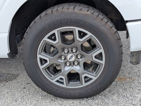 Used 2024 Ford F150 STX AWD/4WD image 11