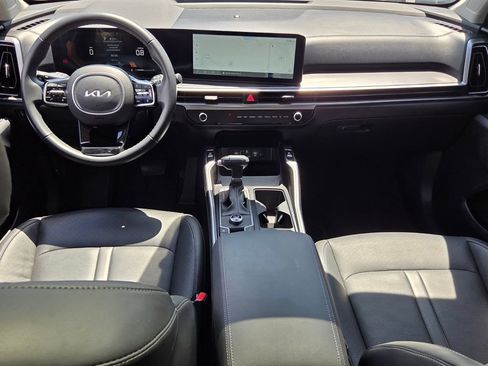 Certified 2024 Kia Sorento S w/ Panoramic Sunroof Package FWD image 16