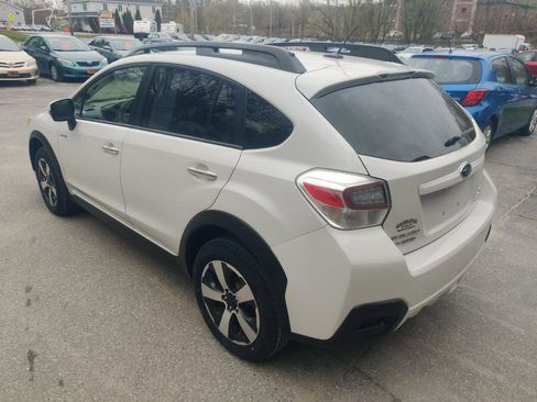 Used 2014 Subaru Crosstrek Touring AWD/4WD image 4