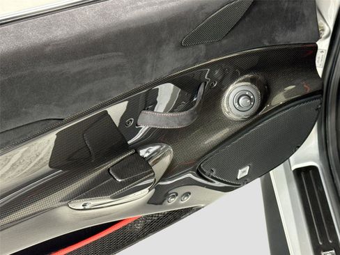 Used 2019 Ferrari 488 Pista Coupe image 13