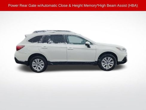 Used 2018 Subaru Outback 2.5i Premium image 4