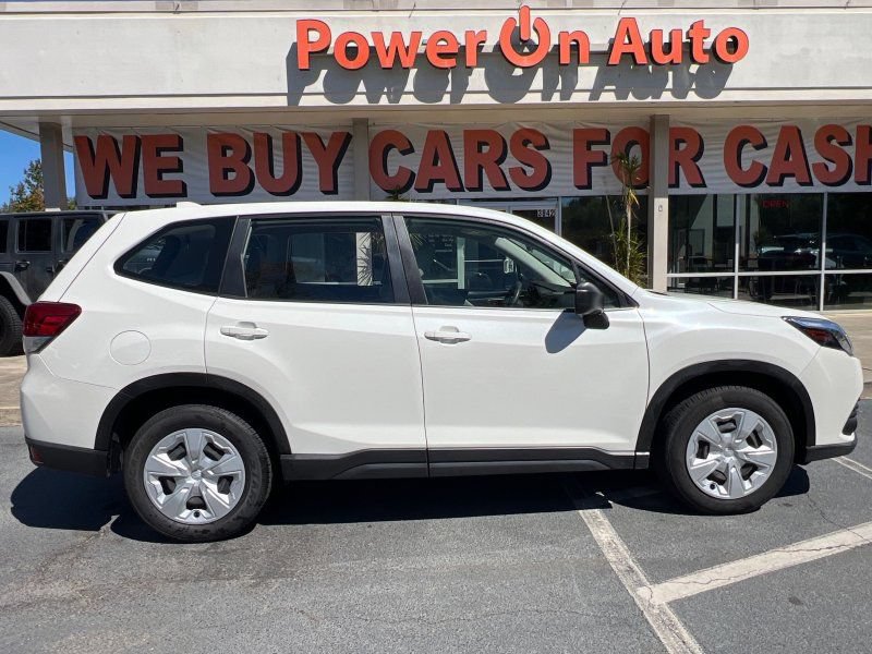 Used 2023 Subaru Forester AWD/4WD image 8