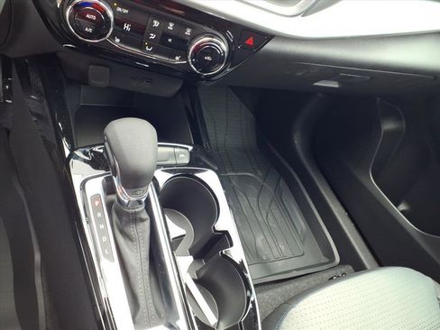 New 2026 Chevrolet Trax LT w/ LT Convenience Package image 8