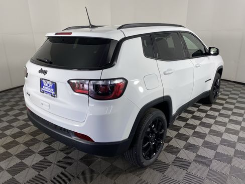 New 2026 Jeep Compass Latitude image 6