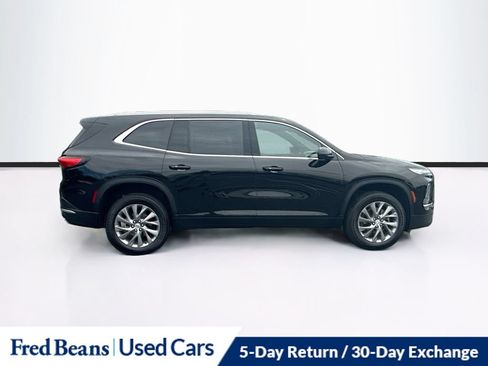 Used 2026 Buick Enclave Preferred AWD/4WD image 12
