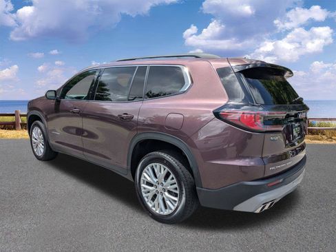 Used 2024 GMC Acadia Elevation AWD/4WD image 6