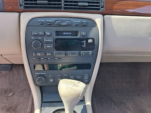 Used 1997 Cadillac Eldorado w/ Leather/Lumbar Pkg FWD image 13
