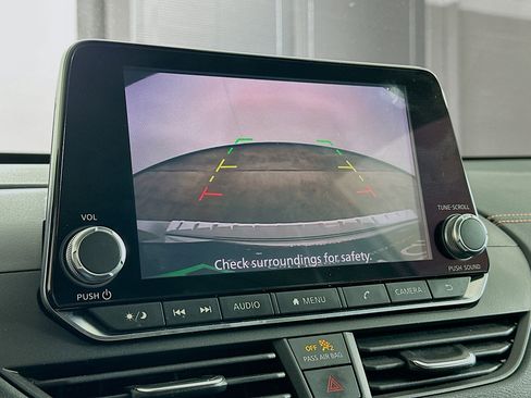 Used 2020 Nissan Altima 2.5 SR w/ Premium Package image 22