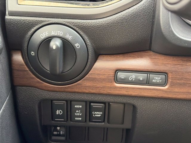 Used 2016 Nissan Titan Platinum Reserve RWD image 30