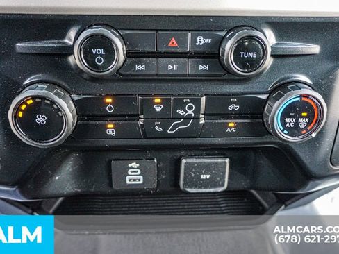 Used 2025 Ford F250 XLT image 39