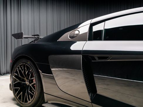 Used 2017 Audi R8 V10 plus image 3