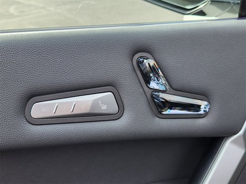 Certified 2025 BMW iX M60 image 45