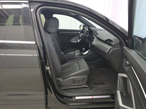 Used 2023 Audi Q3 2.0T Premium w/ Convenience Package AWD/4WD image 13
