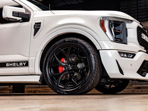 Used 2022 Ford F150 Lariat w/ Equipment Group 502A High image 11