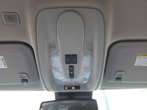 Used 2017 Chevrolet Equinox LT w/ Convenience Package FWD image 54