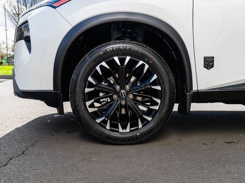 New 2026 Nissan Rogue SV image 7