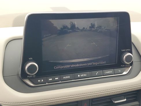 Certified 2023 Nissan Rogue SV FWD image 22
