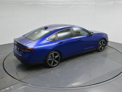 Used 2023 Honda Accord Sport image 37