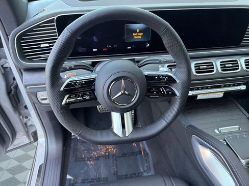 New 2026 Mercedes-Benz GLS 580 4MATIC image 14