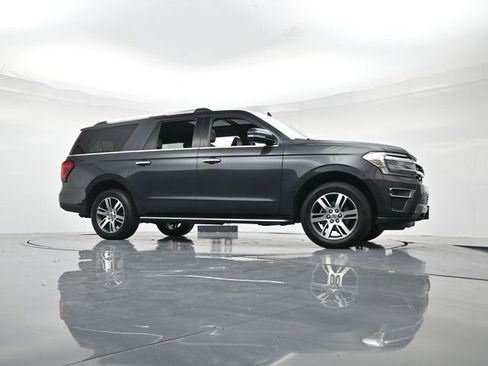 Used 2023 Ford Expedition Max Limited image 34