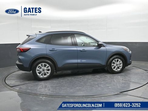 New 2026 Ford Escape Active image 3