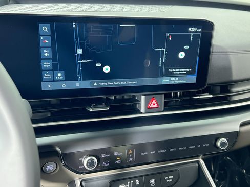 New 2026 Kia Carnival image 25