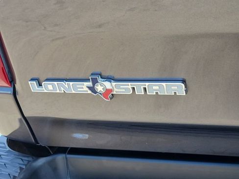 Used 2022 RAM 1500 Lone Star AWD/4WD image 5