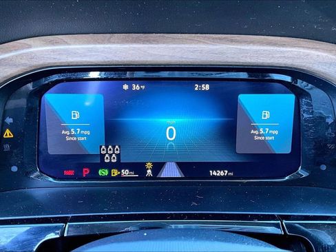 Used 2024 Volkswagen Atlas SE image 10