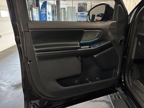 Used 2025 Ford Expedition Tremor AWD/4WD image 17