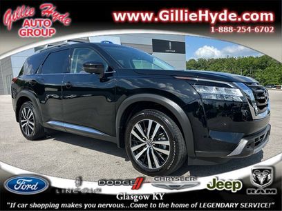Used 2024 Nissan Pathfinder Platinum w/ Cargo Package