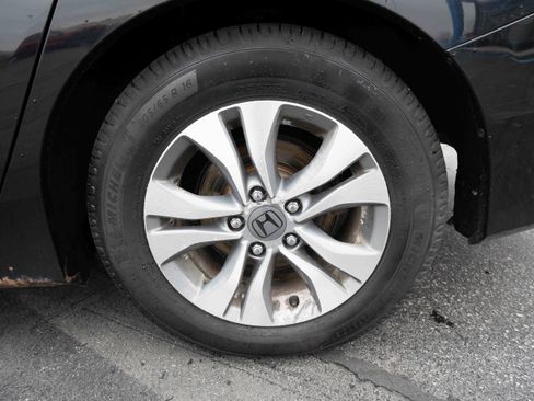 Used 2014 Honda Accord LX image 28