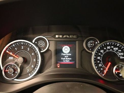 New 2026 RAM 1500 Big Horn AWD/4WD image 4
