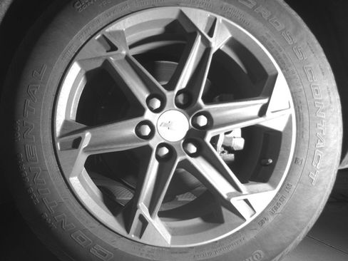 Used 2025 Chevrolet Blazer LT FWD image 14