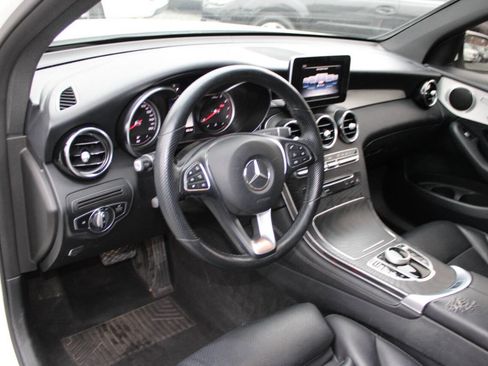 Used 2019 Mercedes-Benz GLC 300 GLC 300 4MATIC AWD 4dr SUV image 13