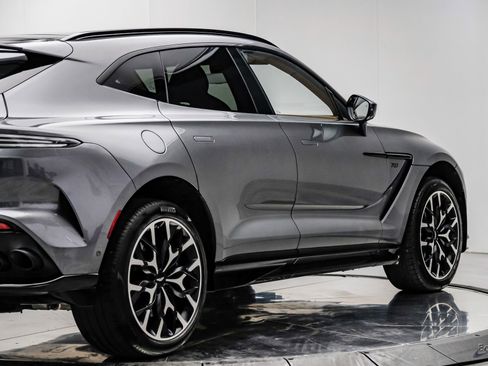 Used 2023 Aston Martin DBX 707 image 19
