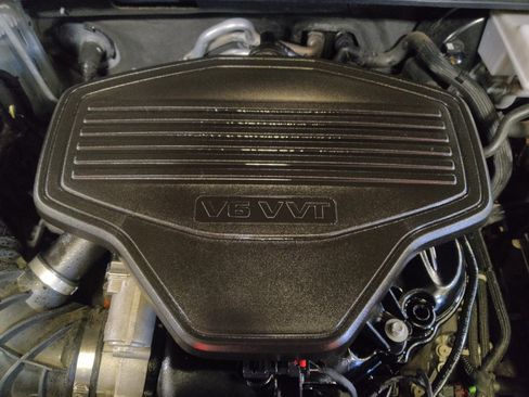 Used 2019 GMC Acadia SLT image 30