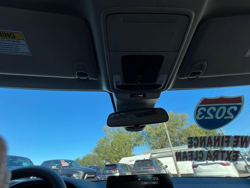 Used 2023 Honda Accord LX image 18