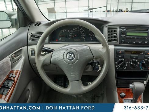 Used 2005 Toyota Corolla image 5