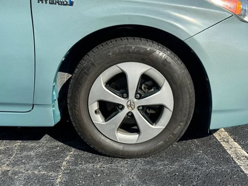 Used 2014 Toyota Prius Three FWD image 9