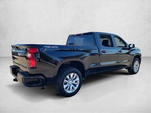 Used 2022 Chevrolet Silverado 1500 Custom image 5