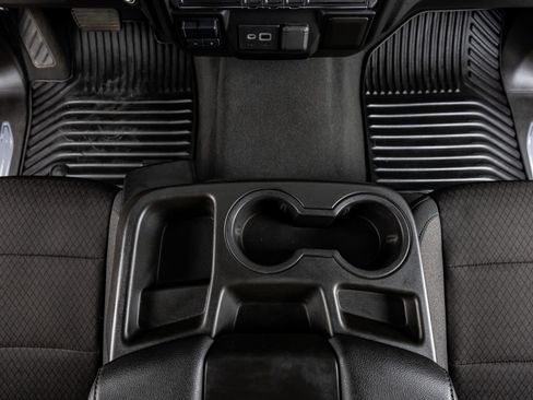 Used 2021 GMC Sierra 2500 SLE w/ SLE Value Package; image 28