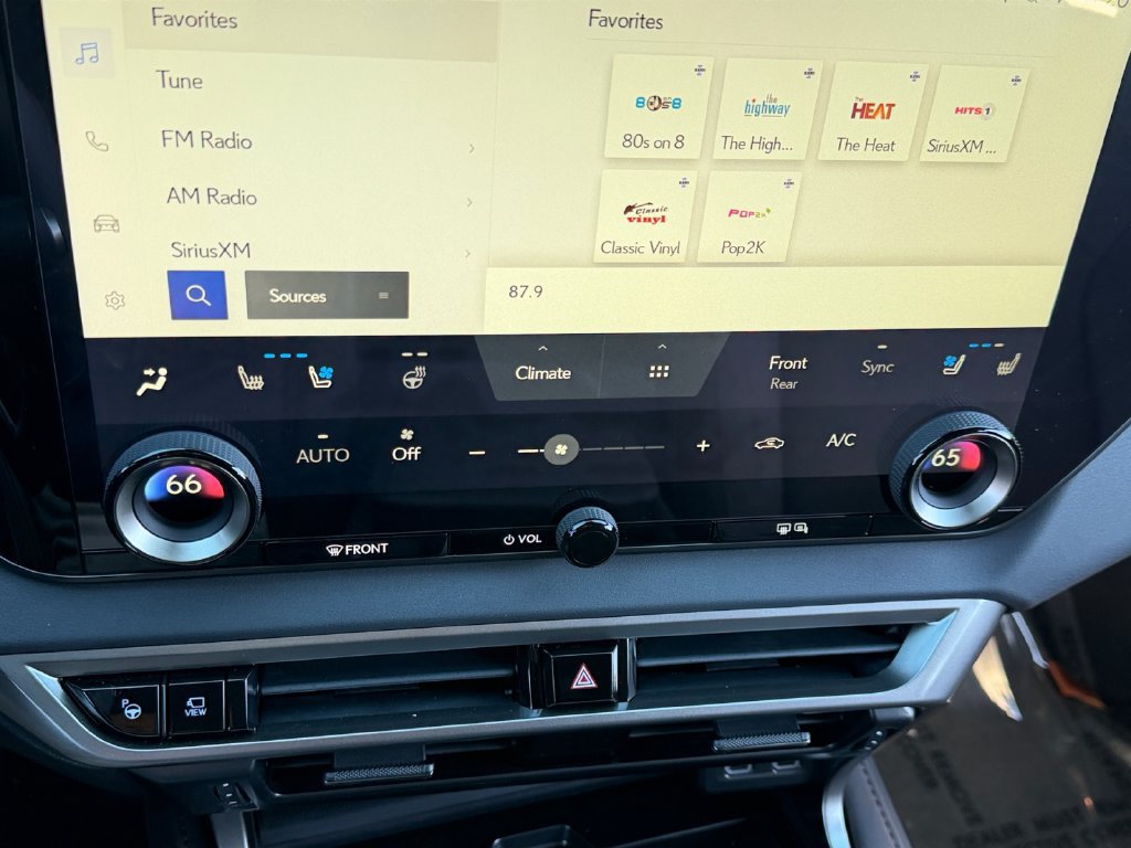 Certified 2026 Lexus RX 350 AWD w/ Convenience Package image 23