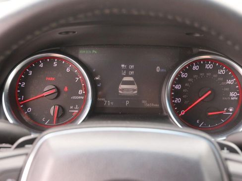 Used 2018 Toyota Camry XSE FWD image 13
