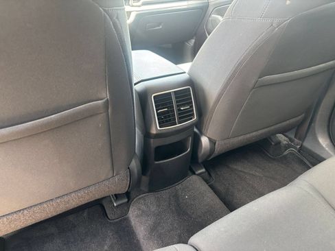Used 2025 Kia Sportage LX FWD image 22
